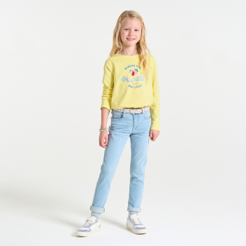 تيشيرت بطبعة عبارة من الترتر، باللون الأصفر للفتيات